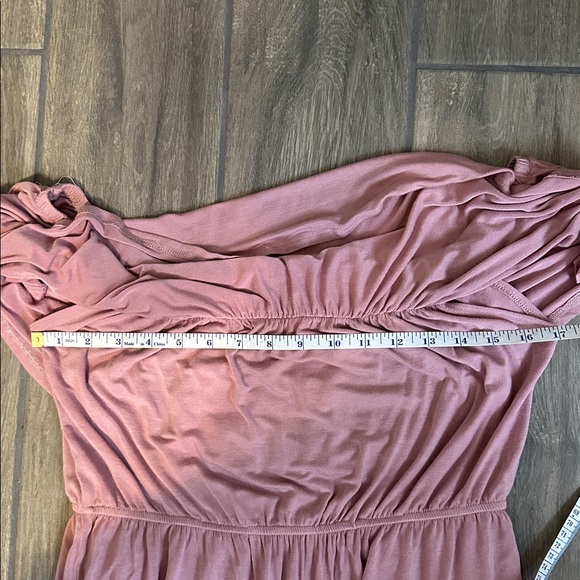 Sweet Lovely size medium women’s maxi dress w/ pockets. Blush. On/off shoulder - Picture 8 of 10